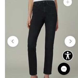 Joe's Jeans Women's Straight Leg in Black